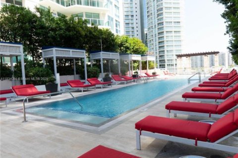 Townhouse in Sunny Isles Beach, Florida 3 bedrooms, 153.1 sq.m. № 1817110 - photo 20