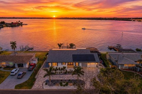 Villa ou maison à Palmetto, Floride 3 chambres, 338.63 m2 № 2400979