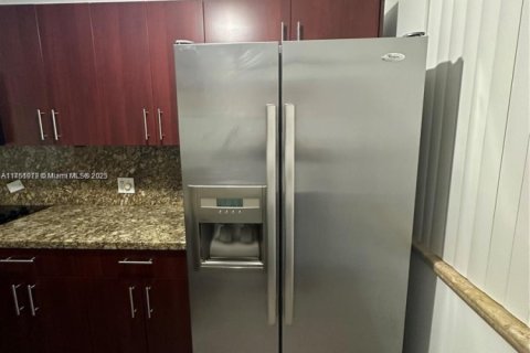 Copropriété à vendre à Hallandale Beach, Floride: 1 chambre, 61.13 m2 № 1979655 - photo 2