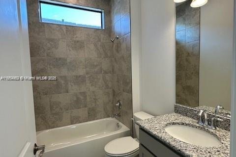 House in Port St. Lucie, Florida 4 bedrooms, 197.79 sq.m. № 1871984 - photo 23