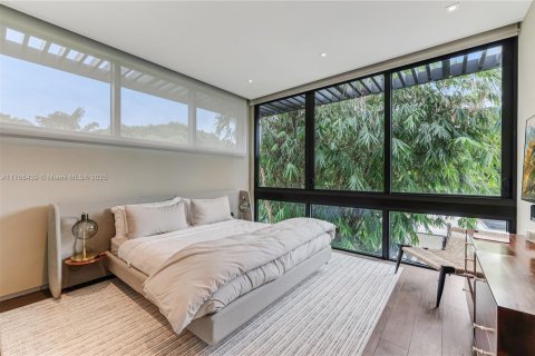 Casa en venta en Miami, Florida, 7 dormitorios, 920.57 m2 № 1585354 - foto 20