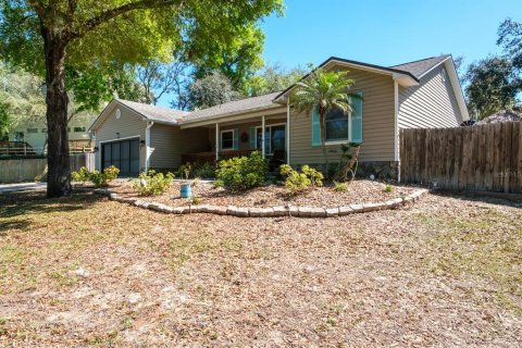 House in Tarpon Springs, Florida 3 bedrooms, 161.74 sq.m. № 1583710 - photo 6