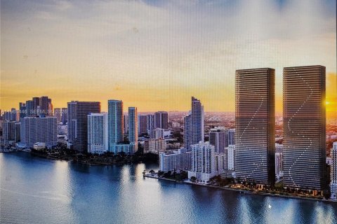 Copropriété à louer à Miami, Floride: 3 chambres, 175.12 m2 № 2028007 - photo 4