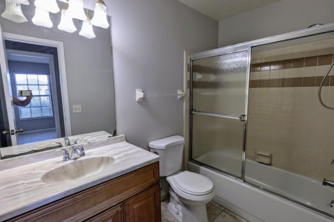 House in Port St. Lucie, Florida 3 bedrooms, 97.92 sq.m. № 2078390 - photo 10