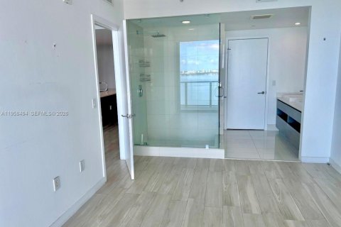 Купить кондоминиум в Майами, Флорида 2 спальни, 102.84м2, № 2021856 - фото 23