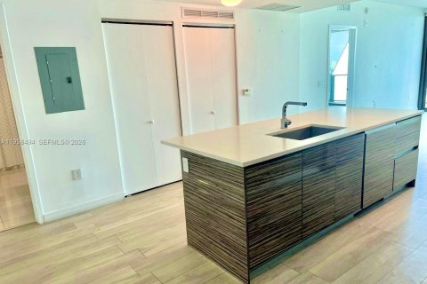 Купить кондоминиум в Майами, Флорида 2 спальни, 102.84м2, № 2021856 - фото 14