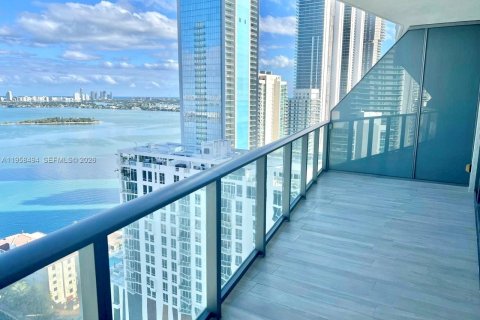 Купить кондоминиум в Майами, Флорида 2 спальни, 102.84м2, № 2021856 - фото 29