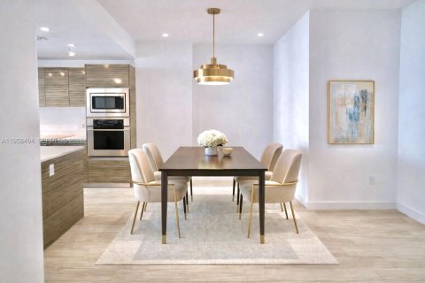 Купить кондоминиум в Майами, Флорида 2 спальни, 102.84м2, № 2021856 - фото 7