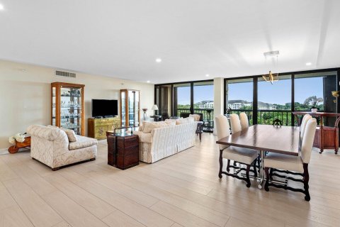 Condo in West Palm Beach, Florida, 2 bedrooms № 2087046