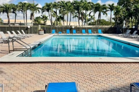 Снять в аренду кондоминиум в Майами, Флорида 2 спальни, 91.32м2, № 1974187 - фото 29
