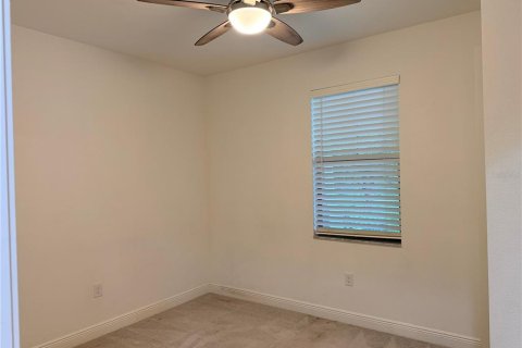 Casa en venta en Land O' Lakes, Florida, 3 dormitorios, 157.75 m2 № 2285581 - foto 14