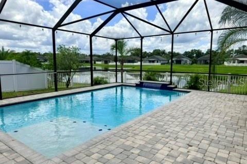 Casa en venta en Land O' Lakes, Florida, 3 dormitorios, 157.75 m2 № 2285581 - foto 2
