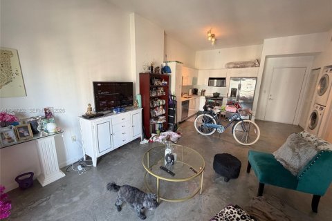 Condominio en venta en Miami, Florida, 1 dormitorio, 60.48 m2 № 2089010 - foto 8