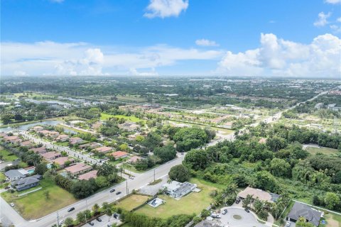 Commercial property in Davie, Florida № 1488448 - photo 9