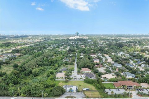 Commercial property in Davie, Florida № 1488448 - photo 6