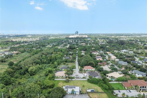Commercial property in Davie, Florida № 1488448 - photo 5