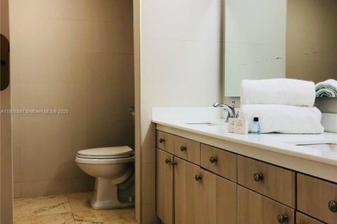 Copropriété à louer à Aventura, Floride: 3 chambres, 130.62 m2 № 1963305 - photo 9