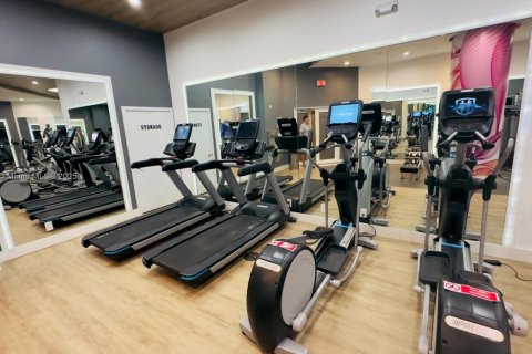 Condo in Aventura, Florida, 3 bedrooms  № 1963305 - photo 24