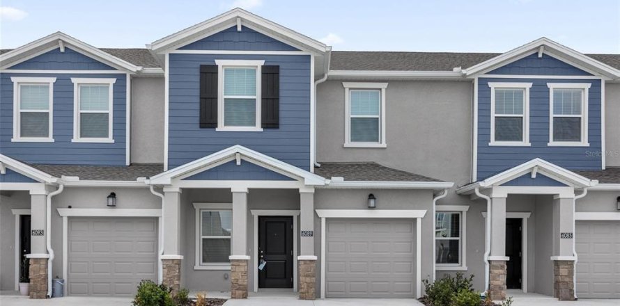 Touwnhouse à Clermont, Floride 3 chambres, 170.38 m2 № 2421757