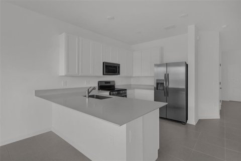 Touwnhouse à louer à Clermont, Floride: 3 chambres, 170.38 m2 № 2421757 - photo 4