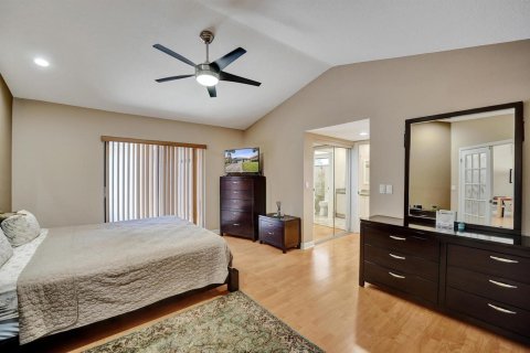 House in Plantation, Florida 3 bedrooms, 147.34 sq.m. № 2369939 - photo 23