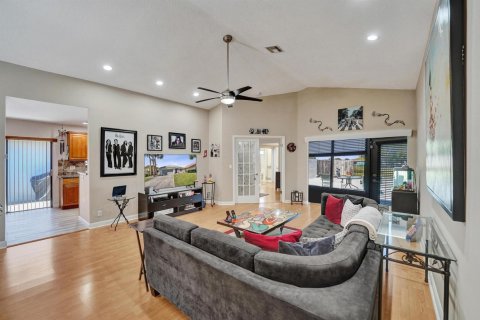 House in Plantation, Florida 3 bedrooms, 147.34 sq.m. № 2369939 - photo 20