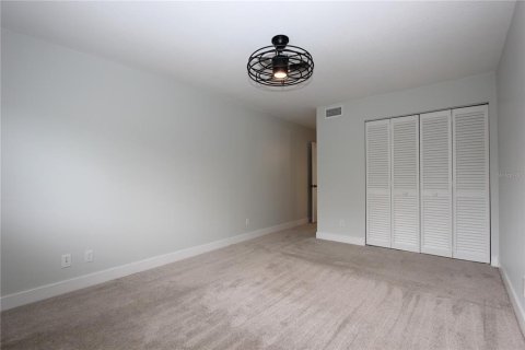 Condominio en alquiler en Winter Park, Florida, 2 dormitorios, 84.82 m2 № 1917243 - foto 16