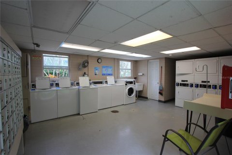 Condominio en alquiler en Winter Park, Florida, 2 dormitorios, 84.82 m2 № 1917243 - foto 25