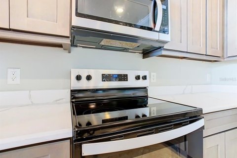Condo in Celebration, Florida, 1 bedroom  № 2378939 - photo 18