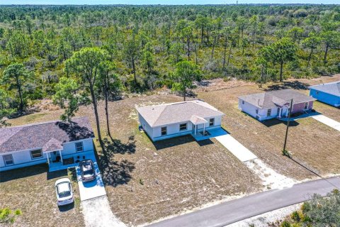 House in Lake Placid, Florida 3 bedrooms, 106.65 sq.m. № 2226860 - photo 14