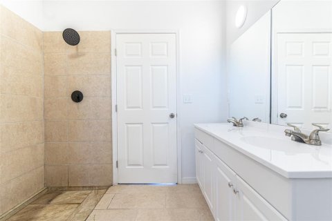 House in Lake Placid, Florida 3 bedrooms, 106.65 sq.m. № 2226860 - photo 4