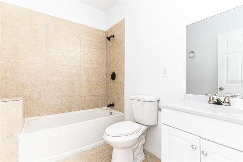 House in Lake Placid, Florida 3 bedrooms, 106.65 sq.m. № 2226860 - photo 7