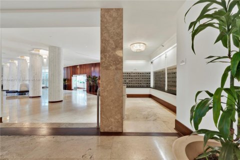 Купить кондоминиум в Майами-Бич, Флорида 1 спальня, 86.4м2, № 1936805 - фото 21