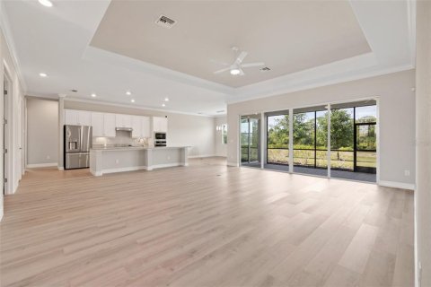 House in Port Charlotte, Florida 3 bedrooms, 245.91 sq.m. № 2230668 - photo 18