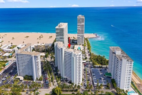 Condo in Fort Lauderdale, Florida, 2 bedrooms  № 2414173 - photo 19