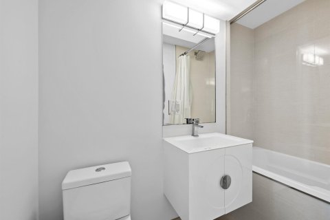 Condo in Fort Lauderdale, Florida, 2 bedrooms  № 2414173 - photo 16