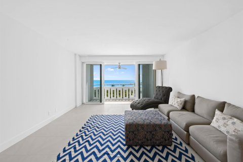 Condo in Fort Lauderdale, Florida, 2 bedrooms  № 2414173 - photo 8