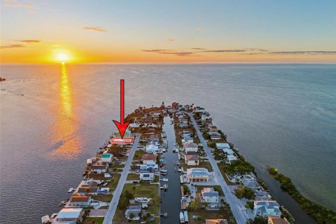 Terreno en Hudson, Florida № 2099002
