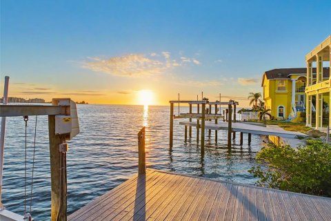 Terreno en venta en Hudson, Florida № 2099002 - foto 5