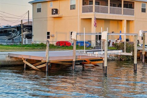 Terreno en venta en Hudson, Florida № 2099002 - foto 23