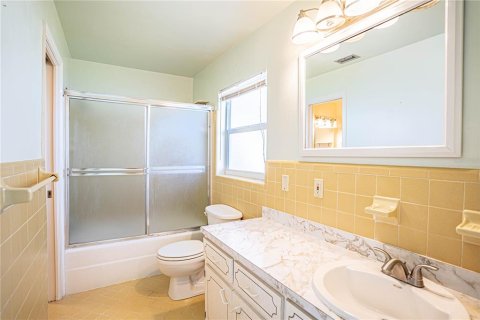 House in Winter Haven, Florida 4 bedrooms, 198.35 sq.m. № 1569933 - photo 26