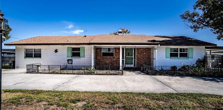 Casa en Winter Haven, Florida 4 dormitorios, 198.35 m2 № 1569933