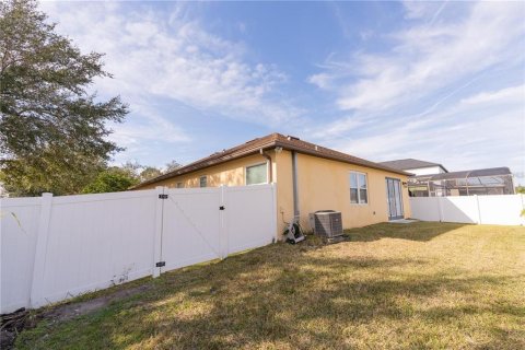 House in Orlando, Florida 3 bedrooms, 196.21 sq.m. № 1917497 - photo 22