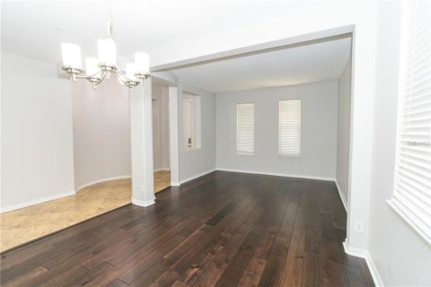 Casa en alquiler en Orlando, Florida, 3 dormitorios, 196.21 m2 № 1917497 - foto 4