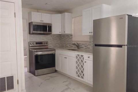 Villa ou maison à vendre à Saint Petersburg, Floride: 2 chambres, 92.9 m2 № 2142725 - photo 4