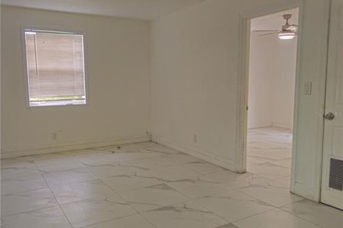 Villa ou maison à vendre à Saint Petersburg, Floride: 2 chambres, 92.9 m2 № 2142725 - photo 5