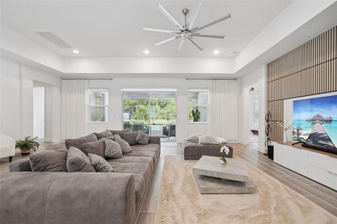 Casa en venta en Mount Dora, Florida, 5 dormitorios, 306.58 m2 № 2223561 - foto 12