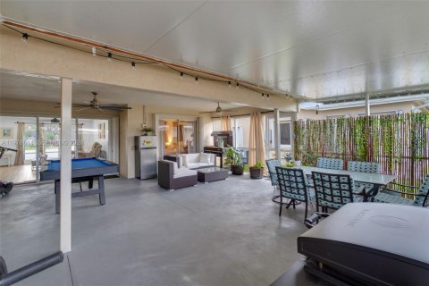 Купить виллу или дом в Дирфилд-Бич, Флорида 2 спальни, 123.19м2, № 2049342 - фото 25