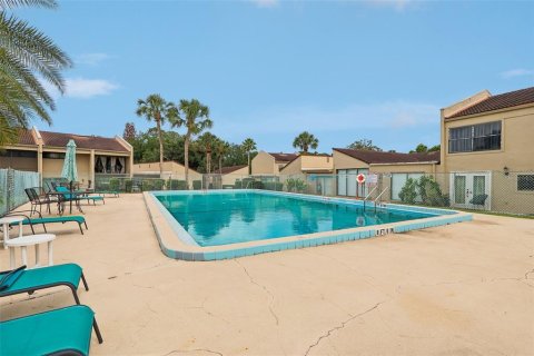 Condominio en venta en Casselberry, Florida, 2 dormitorios, 130.43 m2 № 2117560 - foto 28
