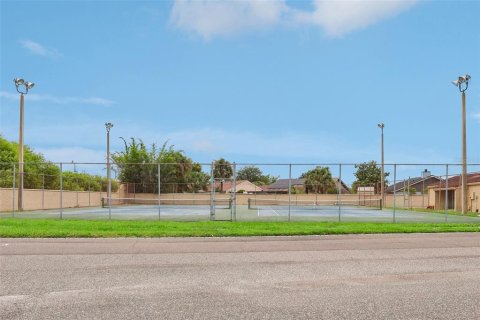Condominio en venta en Casselberry, Florida, 2 dormitorios, 130.43 m2 № 2117560 - foto 30